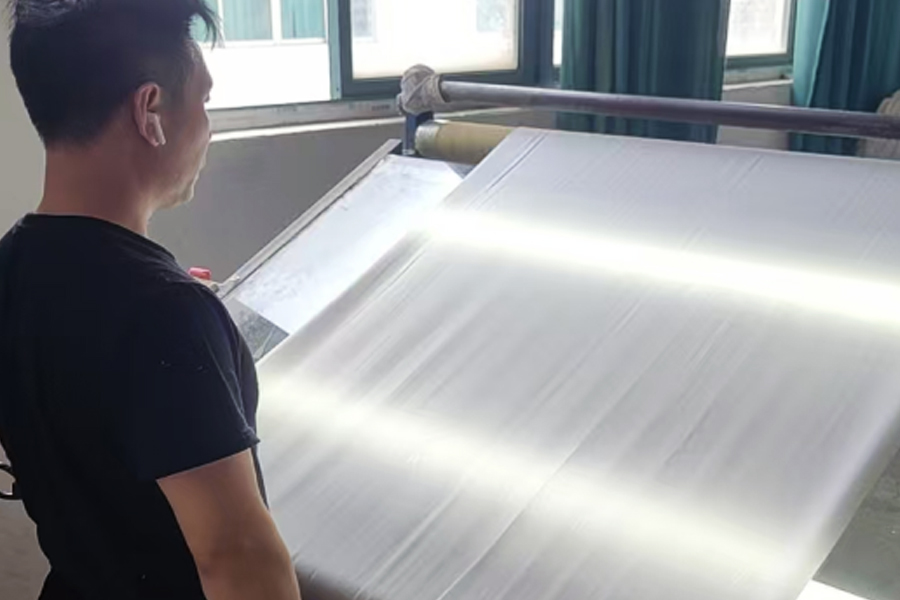 염색공장 생산-완제품 검사구역