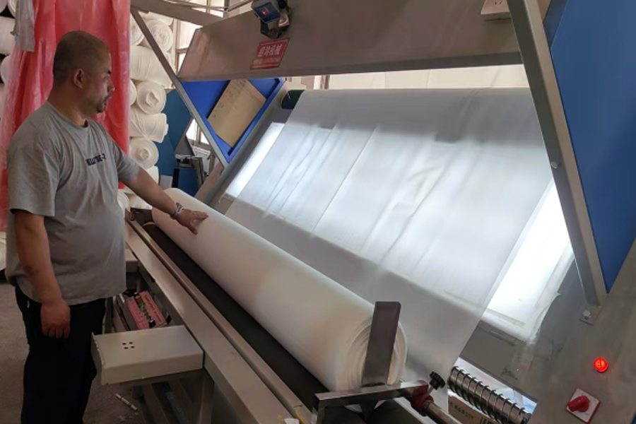 염색공장 생산-완제품 검사구역